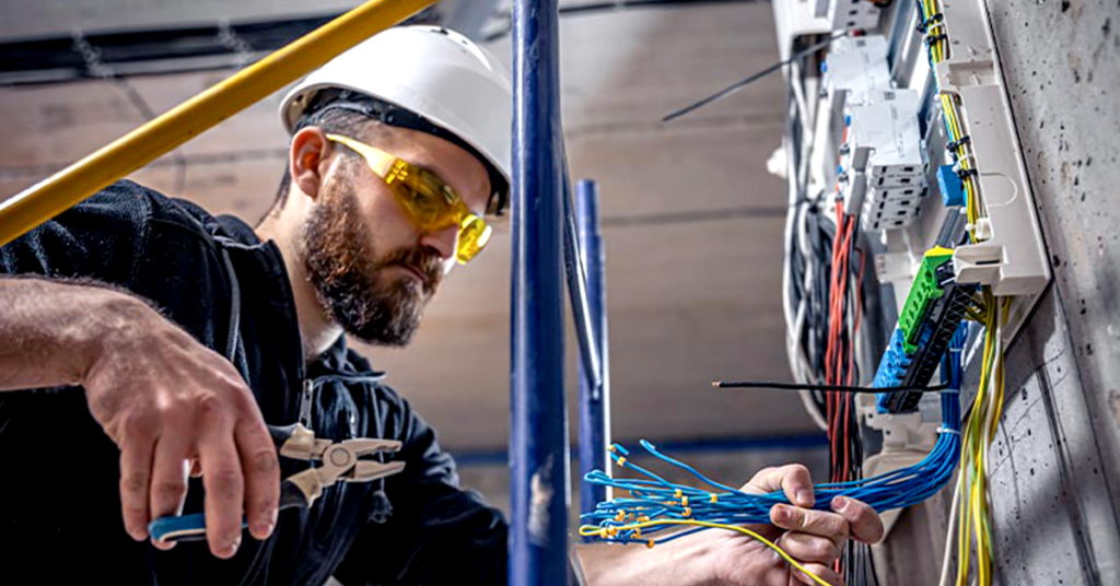 Todo lo que Debes Saber sobre la Instalación, Mantenimiento y Reparación de Instalaciones Eléctricaso!